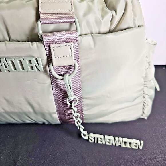 Steve Madden DT623615 ML Olive Quilted Puffer Weekender Bag - NWT - Picture 3 of 13